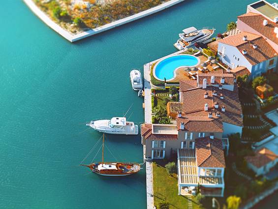 Immobilienkauf Türkei, Luxusimmobilie kaufen, Westküste, Alaçatı, Foto: iStock/jpgfactory